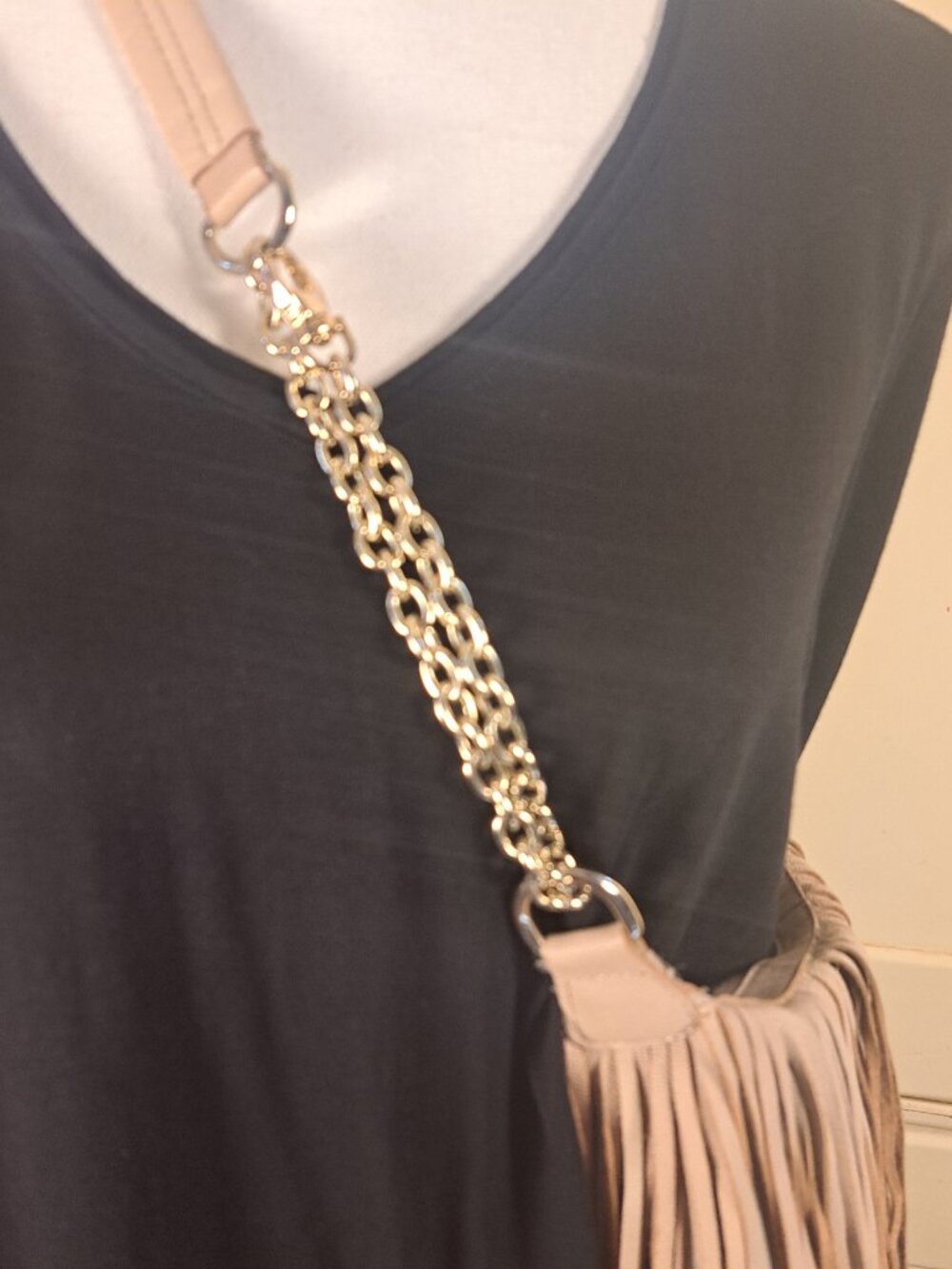 Lost & Found Tan Fringe Genuine Leather Shoulder Boho Gold Chain Handbag - Picture 6 of 16